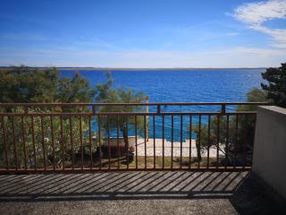 Apartman Dubravko Tribanj - Starigrad-Paklenica - 8