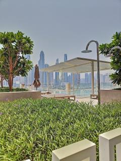 Beachfront vibes private beach - Dubai - 2