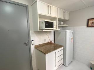 Apartamento Copacabana na quadra da praia, prédio com serviços - Posto 4 - Rio de Janeiro - 7
