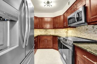 Cozy 2 BDR Condo with beach service 1108 - Miami Beach - 7