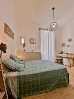 Family Room - 3