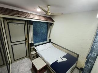 Hotel Platinum Residency Colaba - Mumbai - 8
