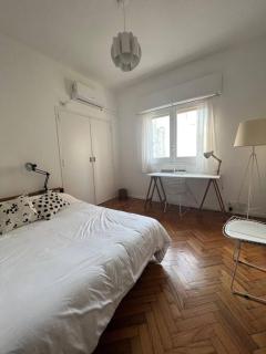 Departamento minimalista y luminoso en Recoleta - Buenos Aires - 0