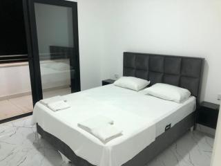 Royal City View Luxury Apartments - 3