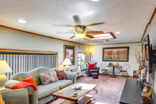 Bull Shoals Lake Home at Beaver Creek Marina! - Kissee Mills - 6