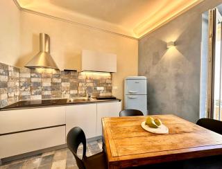 Hostdomus-Acquamarina Suite - Seafront apartment - BIKE ROOM - Finale Ligure - 0
