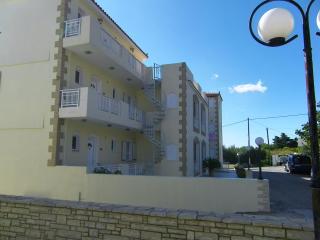 Hotel Filioppi - Agios Kirykos - 3