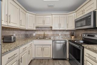 Phoenix Vii 1111 by Liquid Life - Orange Beach - 8