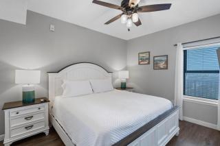 Phoenix Vii 1111 by Liquid Life - Orange Beach - 6