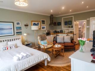 The Apartment at Queen Anne's Lodge - 2