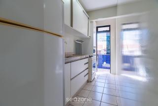 Apto c/ varanda a 150m do mar em Meia Praia RCB405 - 7