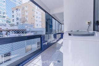 Apto c/ varanda a 150m do mar em Meia Praia RCB405 - 1