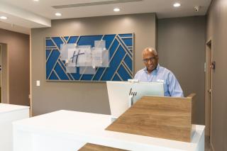 Holiday Inn Express Miami Airport-Blue Lagoon Area by IHG - Miami - 3