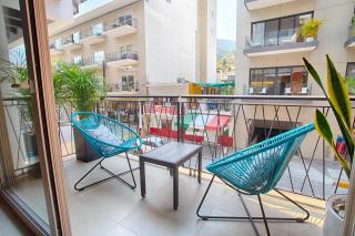 Well-Equipped Condo In Old Town, POOLS, GYM, BBQ - 9