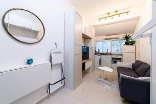 Brilliant design studio-by the beach - 1