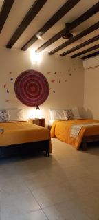 VALLADOLID 48 Hotel & Hostal - 1