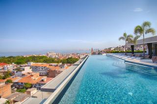 2 BR Romantic Zone with pool, gym - Puerto Vallarta - 2