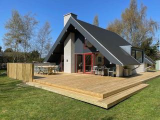 Cozy, Original Holiday Home - Close To The Beach - 9