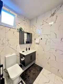 2BR oasis, 5 min to beach, 15 min to airport Private entrance,fully fenced garden - Altınkum - 4