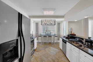 Broadmoor 801 by Liquid Life - 8