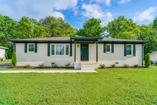1 Mi to Downtown Gallatin Family-Friendly Home! - 8