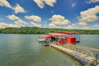 Lakefront Rocky Mount Main House with 3 Cabins! - Rocky Mount - 8