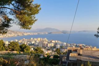 Queen bed with the best view! - Sarandë - 0