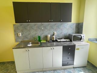 Dejan apartment 3-Free parking near Arena in city center, near bus, train, ferry, airport shuttle - 3