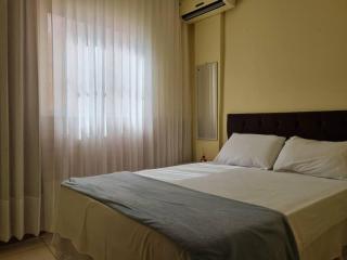 Kitnet 105 central com lavadora tv smart e ar condicionado - 6