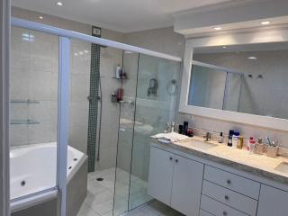 Apartamento de alto padrão no Guarujá - Guarujá - 1