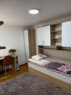 Garden House - Budua - 2