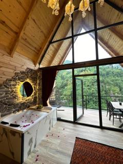 Walnut Bungalow - 3