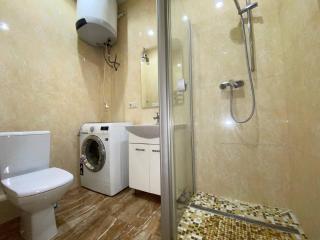 Apartment on Dragomirova - Kiev - 4