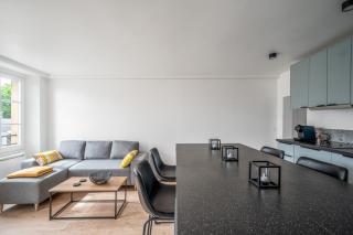 Le Versailles Soleil Classé 3 étoiles Charme & vue Chapelle Royale - 1