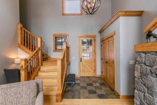 Fairway Drive 13113 by East West Hospitality - 2