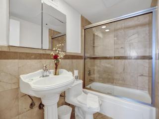 Beautiful condo in resort beach service 1004 - 4