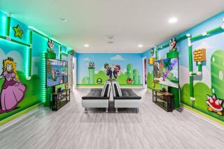 Epic 8BR Lakefront Pool Home Near Disney and Universal - 3