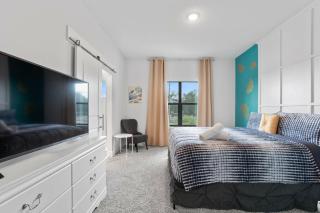 Boutique Resort Escape Minutes to Disney - 1