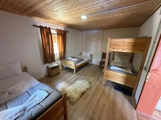 Guesthouse Kroni I Micanit - 9