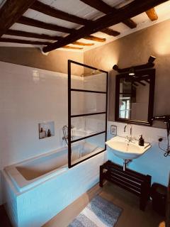 Calcata - La Casa sui Tetti - 1