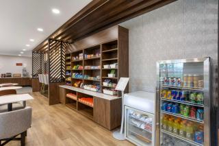 Best Western Plus Columbia Inn - 3