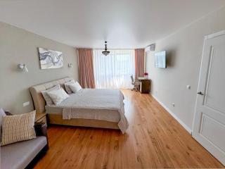 Charming,lovely and central with park view - Chişinău - 9