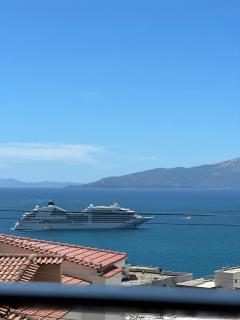 Megrooms - Sarandë - 0
