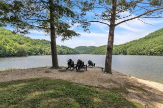 Bear's Eye View at Bear Lake Reserve - Tuckasegee - 4