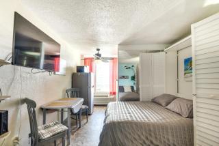 Daytona Beach Vacation Rental with Community Pool! - Daytona Beach - 3