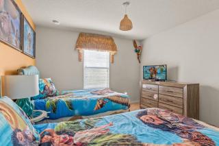 7BR Family Friendly Resort Pool Home Near Disney - Kissimmee - 4