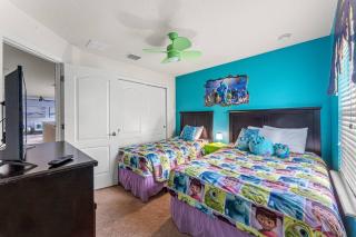 7BR Family Friendly Resort Pool Home Near Disney - Kissimmee - 1