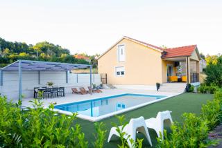 Kuća za odmor Sika - Sinj - 1