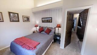 Red River Getaway - Fireplace - WiFi - Washer - Dryer - Red River - 5