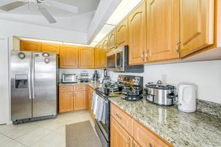 Port Charlotte Home about 3 Mi to Beach and Harbor! - Yonkers - 3